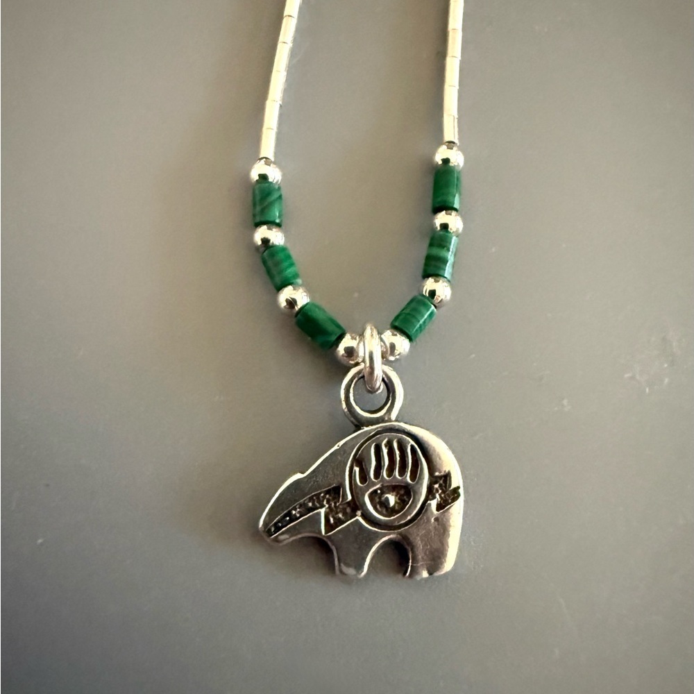 Native American Liquid Silver Malachite Bear Necklace - Picture 6 of 8